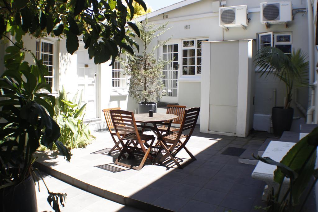 Little Scotia Hotel